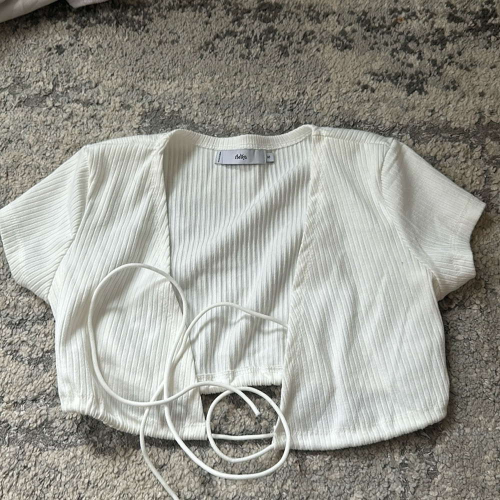 Adika tie top